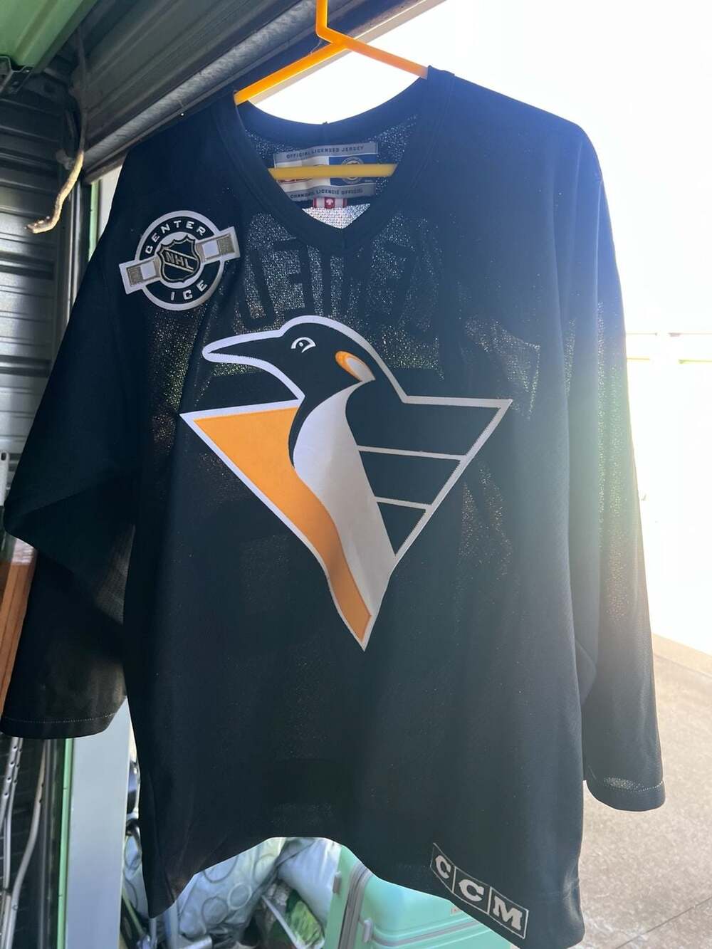 CCM Pittsburgh Penguins Lemieux 66 Jersey Size M Black NHL Center Ice
